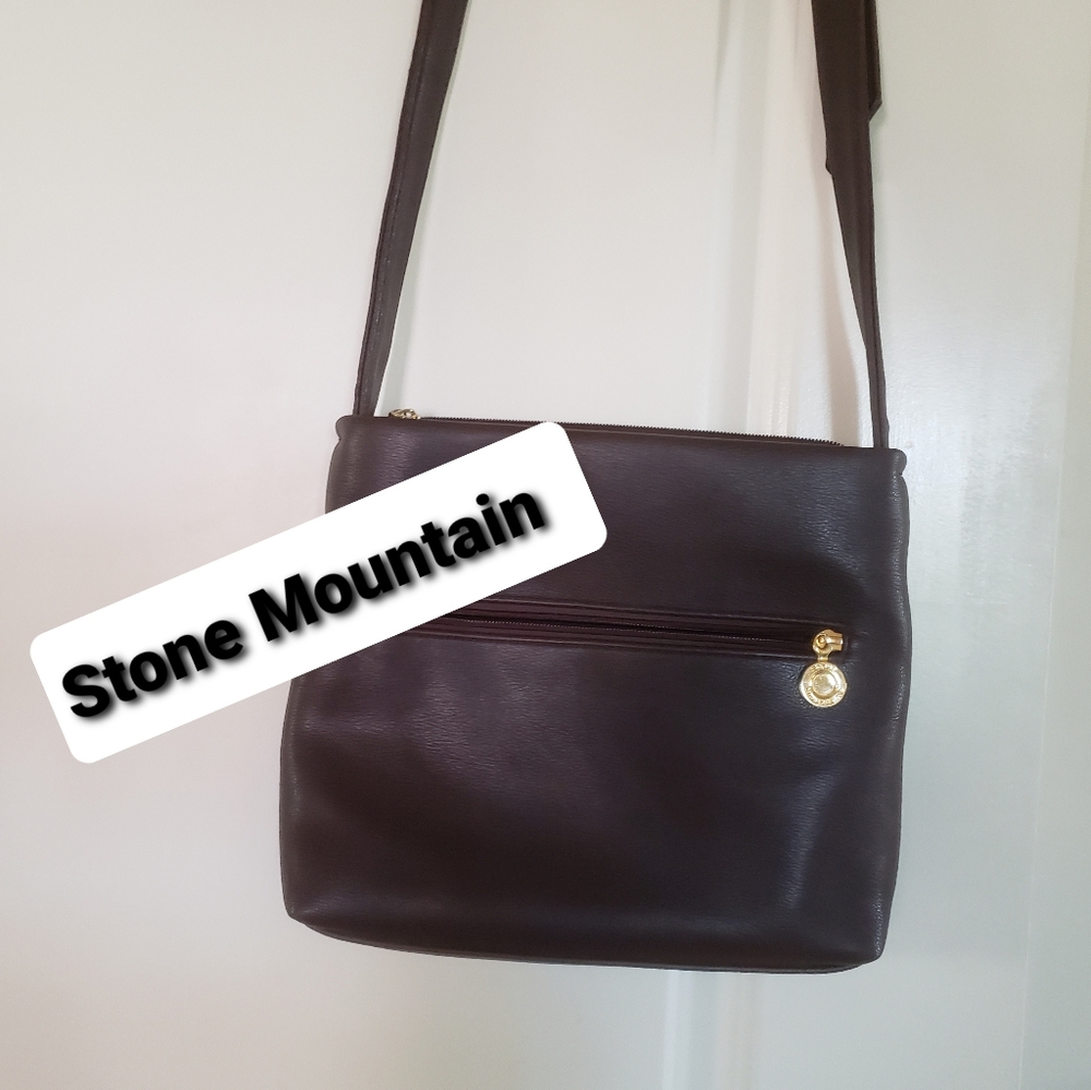 Vintage Stone Mountain Brown Crossbody Bag, crafted from genuine soft leather. - Picture 2 of 16